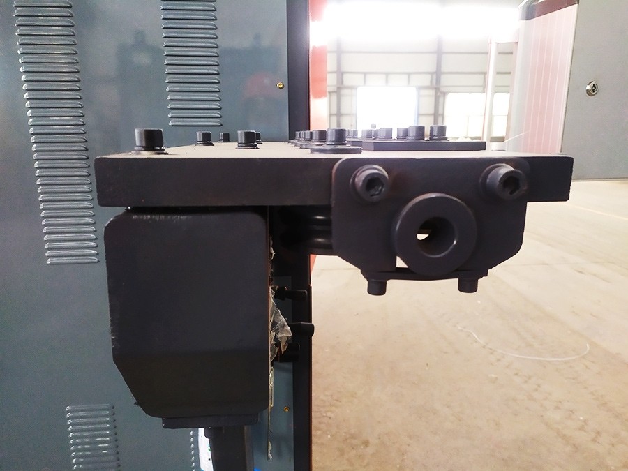 如何避免運(yùn)作的故障 延遲數(shù)控彎箍機(jī)的易損件壽命呢?